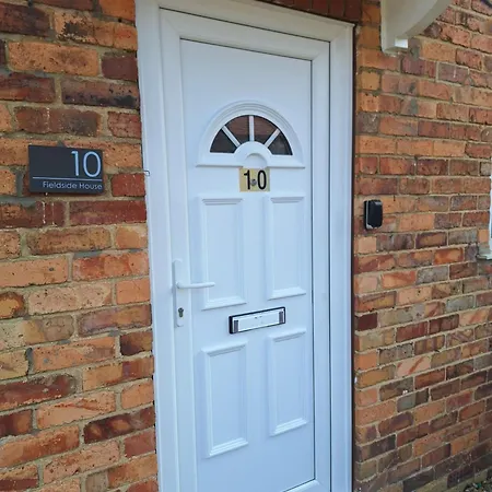 Fieldside House 펜션 *