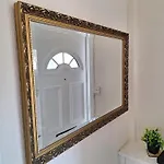 Сasa de vacaciones Fieldside House Beautiful Sleeps 6 House With Decked Garden