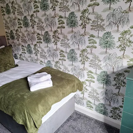 בית נופש Fieldside House Beautiful Sleeps 6 House With Decked Garden *