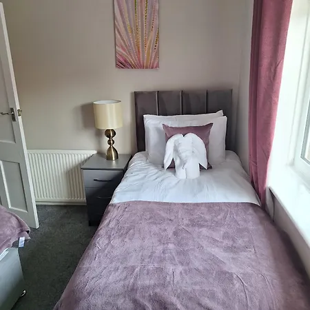 Fieldside House Beautiful Sleeps 6 House With Decked Garden * Scarborough