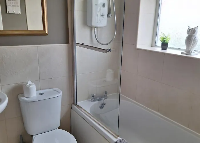 Fieldside House Beautiful Sleeps 6 House With Decked Garden בית נופש סקארבורו