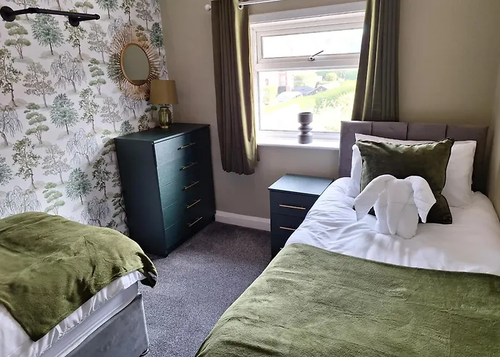 בית נופש Fieldside House Beautiful Sleeps 6 House With Decked Garden