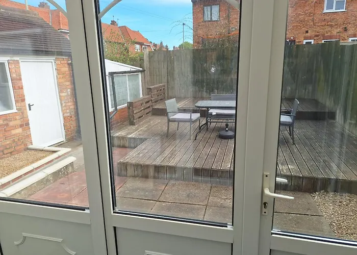 בית נופש Fieldside House Beautiful Sleeps 6 House With Decked Garden